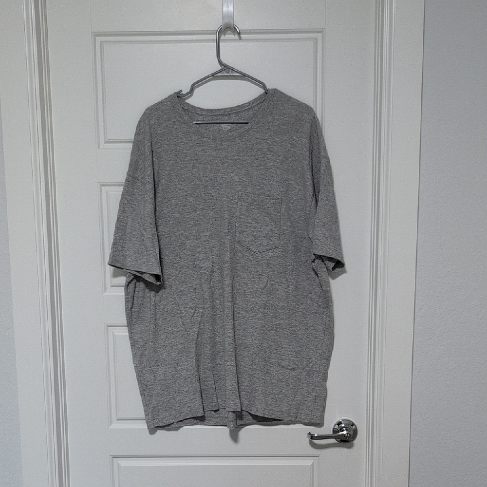 No Boundaries Gray Short Sleeve Tee